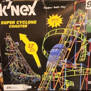 Super Cyclone Coaster Building Set - Multicolor 2.7".82m 675 Pc 2×AA